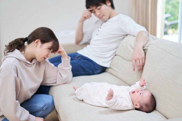 Bébé qui pleure : que faire ?